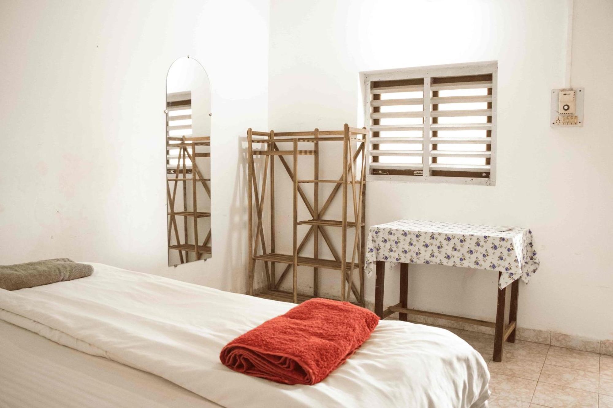 Bed and Breakfast Rosa Mystica Кола Экстерьер фото